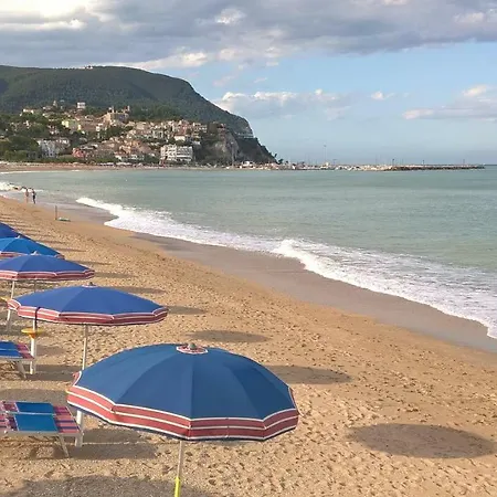 View Gæstehus Numana